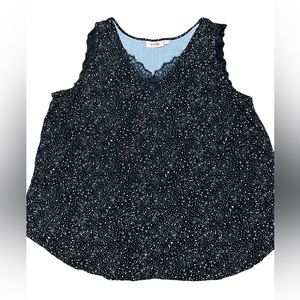 Like New Plus Size 2X women’s black and white tank top by EVRI